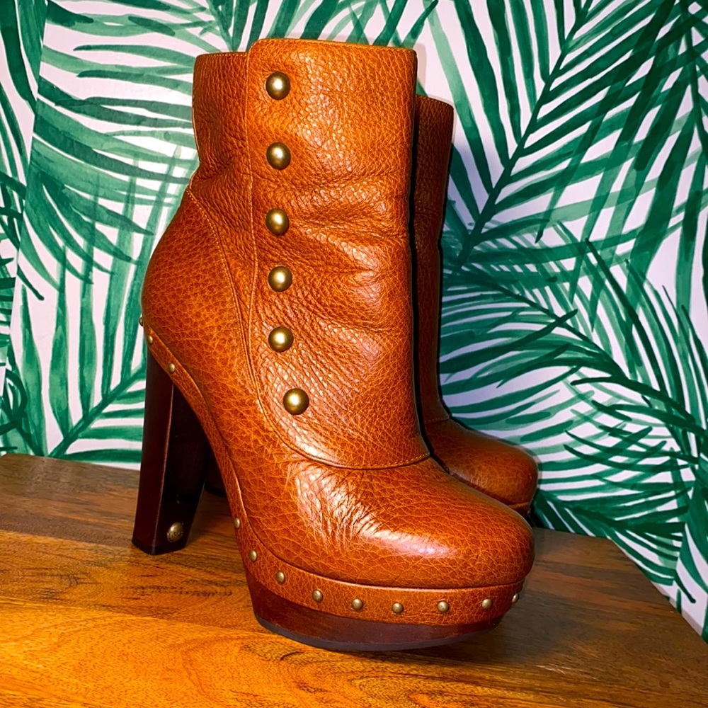 UGG Cognac Leather Platform Heeled Boots